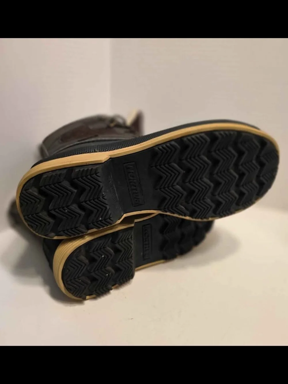 Nortiv8 Men's Avenue Waterproof Winter Duck Snow Boots - Size 9.5